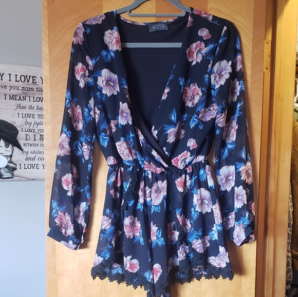 Astr romper - Picture 2 of 5